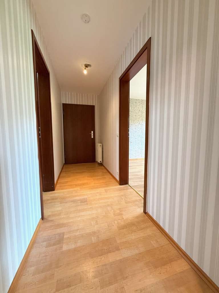 Immobilie in Forchtenberg - 2-Zi.-Wohnung mit Balkon u. Garage - Bild 4