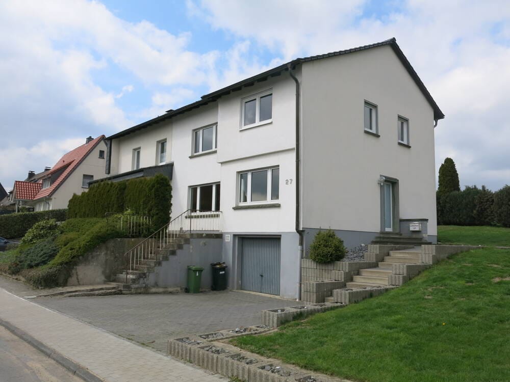 Immobilie in Ense - *IDEAL ALS KAPITALANLAGE ODER MEHRGENERATIONENHAUS! Tolles MFH mit viel Platz in Ense-Lüttringen!* - Bild 3