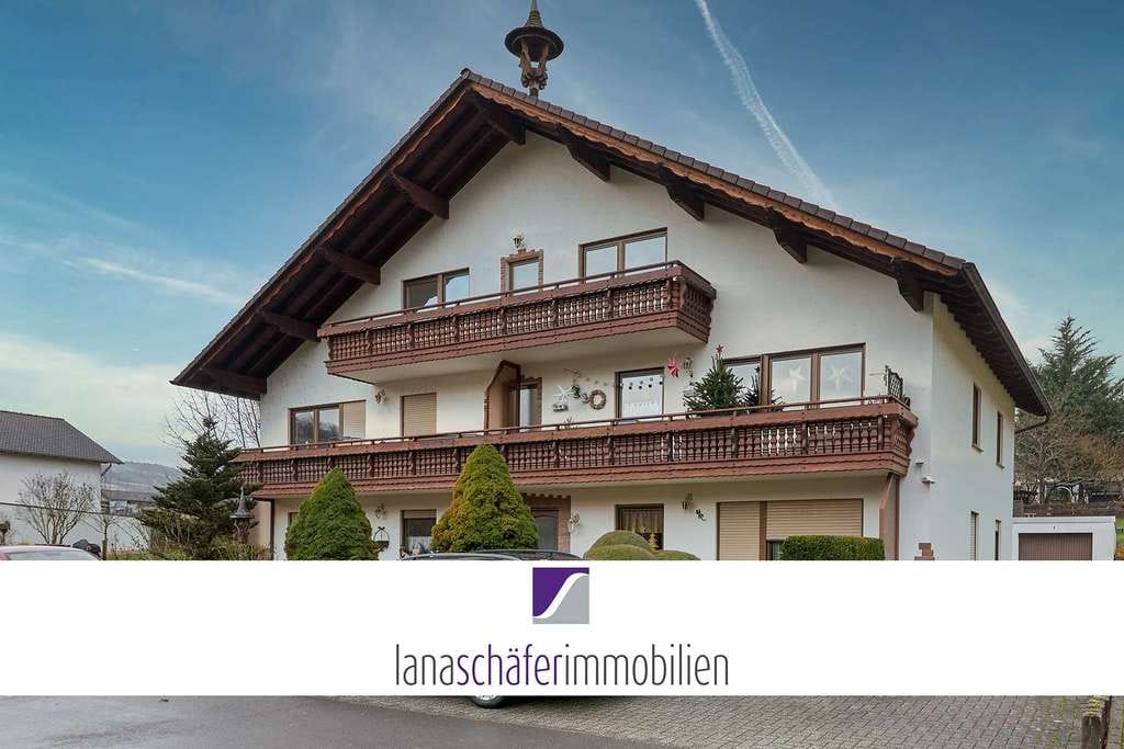 Immobilie in Bernkastel-Kues - Zeltingen-Rachtig: 3-Zi.-Wohnung mit Moselblick und Garage - Bild 0