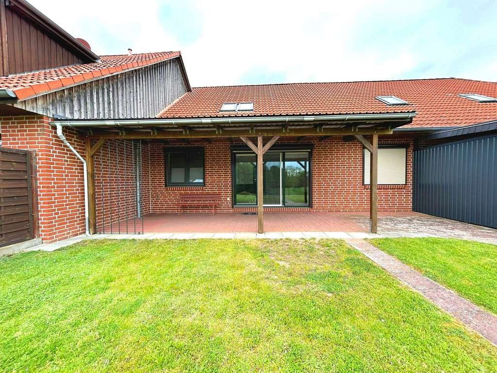 Immobilie in Rehna - *** Ruhig & naturnah – schönes Reihenmittelhaus mit Terrasse und gepflegtem Garten *** - Bild 0