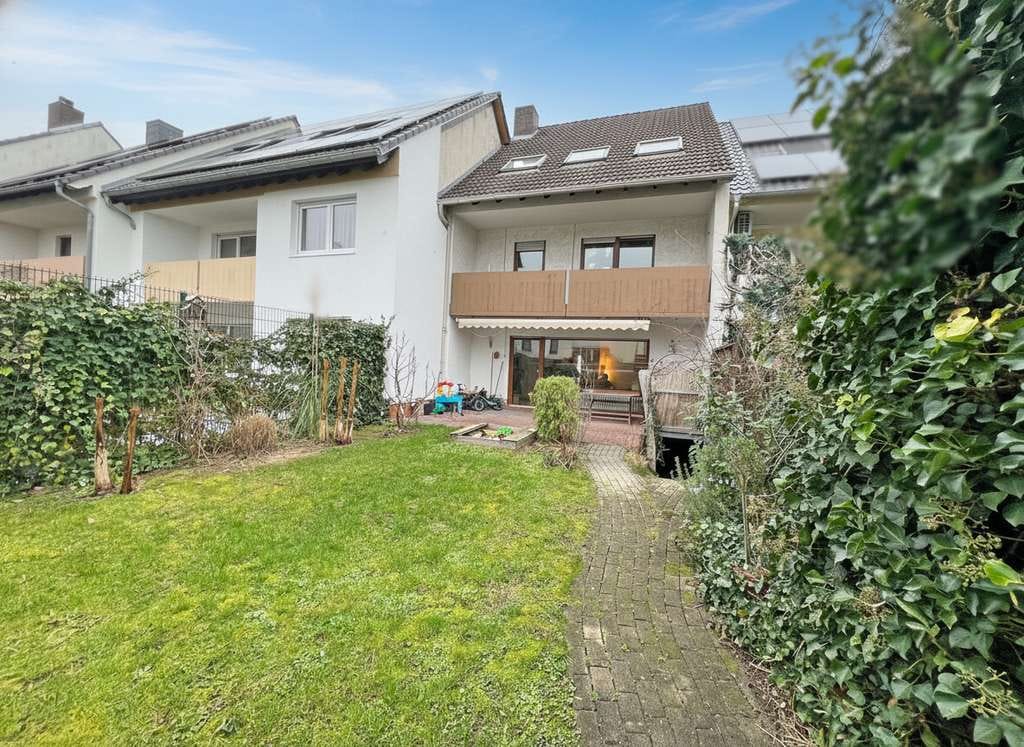 Immobilie in Weinheim - Attraktives Reihenhaus in ruhiger Wohnlage zu einem fairen Preis - Bild 3