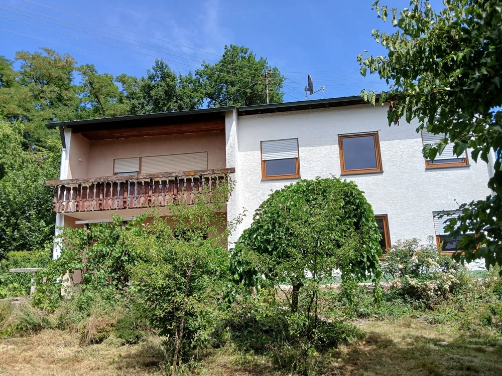 Immobilie in Ichenhausen - Einfamilienhaus mit vielen Möglichkeiten - Ichenhausen - Bild 3
