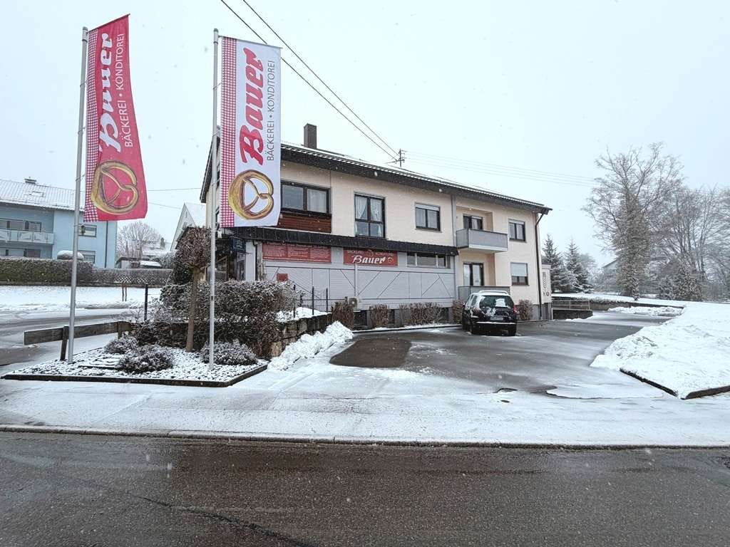 Immobilie in Althütte - 3-Familienhaus mit vielseitig nutzbarer Gewerbefläche in Althütte - Bild 0
