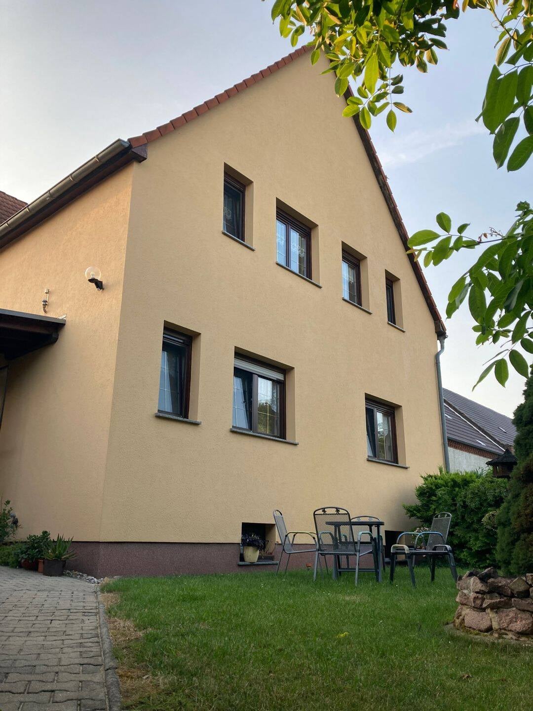 Immobilie in Zörbig - Charmantes Haus mit 2 Wohneinheiten und Gewerbefläche in ruhiger Lage, Zörbig - Bild 0