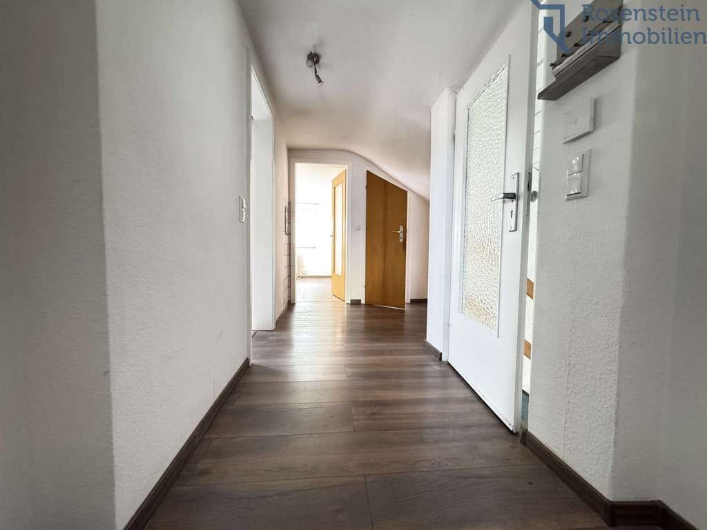 Immobilie in Heubach - +++ OHNE KÄUFERPROVISION +++ Attraktive DG-Wohnung in ruhigem 3-Familienhaus - Bild 1