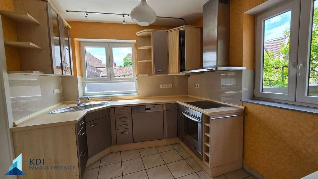 Immobilie in Stadecken-Elsheim - Ein Objekt - zwei Häuser: Modernes Zuhause trifft Altbau mit Zukunftspotenzial - Bild 4