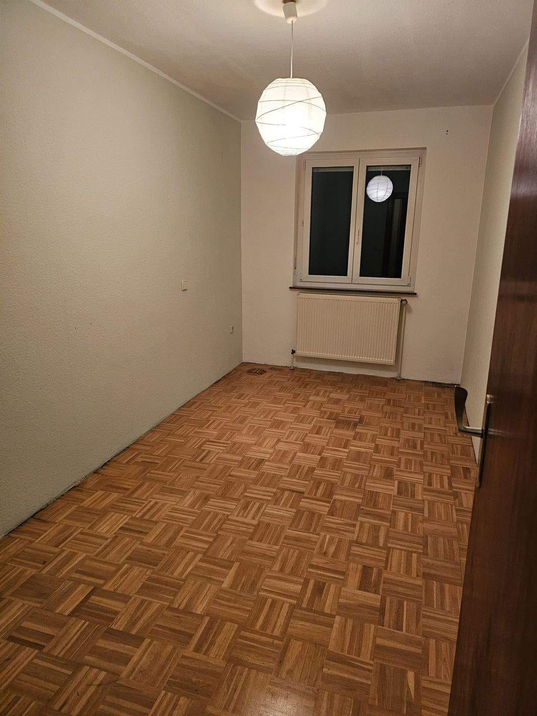 Immobilie in Großlangheim - 170 m² Haus mit Garten & Garage – Großlangheim - Bild 1