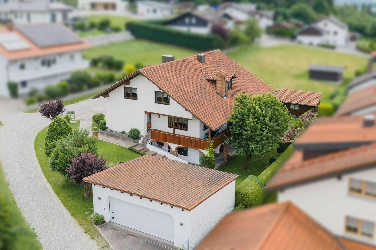 Immobilie in Cham - großzügiges Wohnen mit Garten - Bild 4