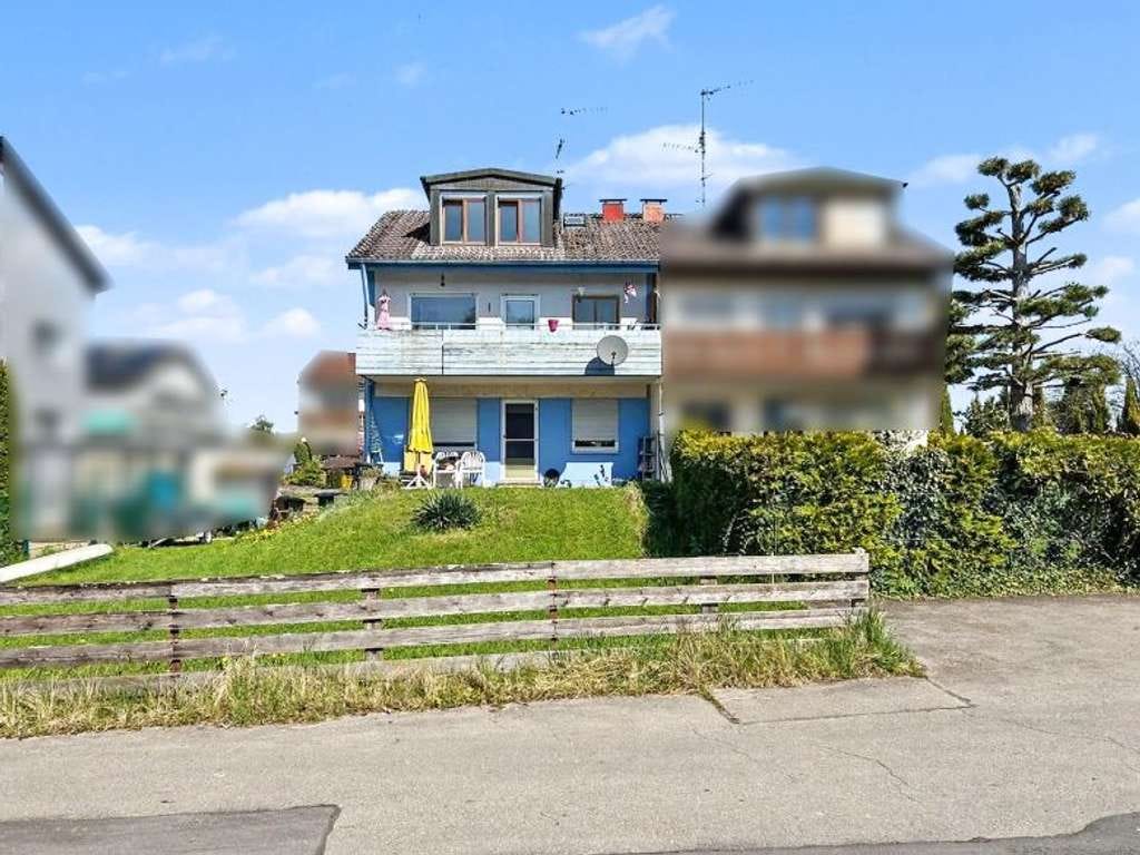 Immobilie in Langenargen - Vermietete Doppelhaushälfte in Langenargen mit Potenzial für bis zu 3 Wohneinheiten - Bild 0