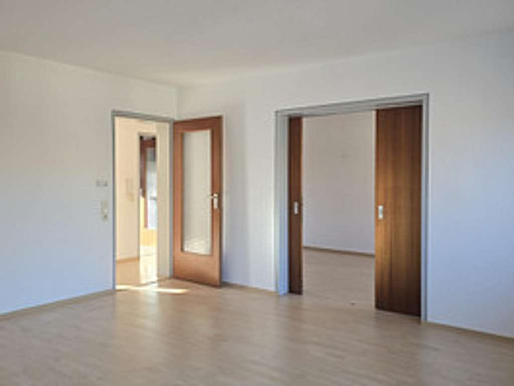 Immobilie in Endingen - Charmante 4-Zimmerwohnung mit Gartenanteil am Kaiserstuhl - Bild 3