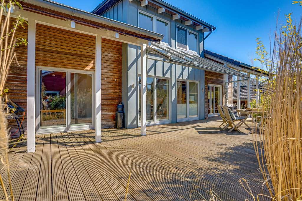 Immobilie in Langballig - Westerholz: Großzügigkeit trifft Lage! Sonniges Architektenhaus am Feldrand und Strandnähe - Bild 1