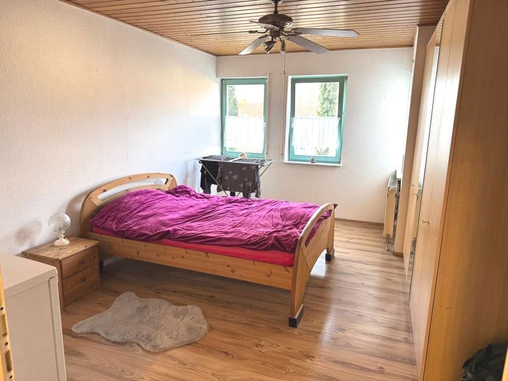 Immobilie in Osthofen - Wunderschöne 2 ZKB Wohnung mit Balkon und PKW- Stellplatz in 67574 Osthofen - Bild 3