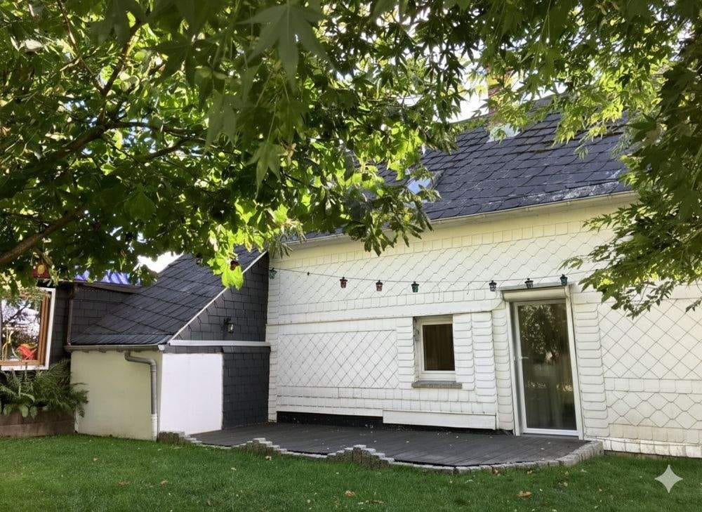 Immobilie in Weitefeld - Sofort bezugsbereites Einfamilienhaus mit 124 m² Wohnfläche auf idyllischem Grundstück! - Bild 2