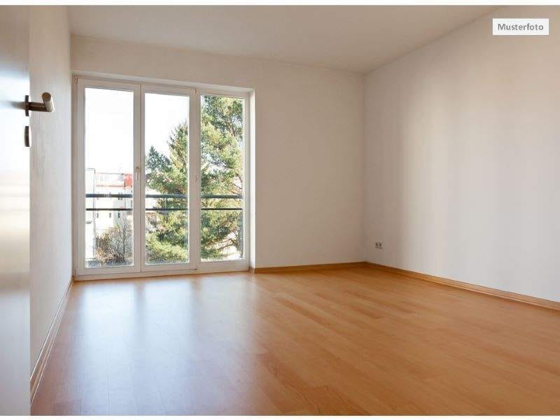 Immobilie in Mörfelden-Walldorf - 2 Zimmer Wohnung mit Balkon - Provisionsfrei - Bild 0