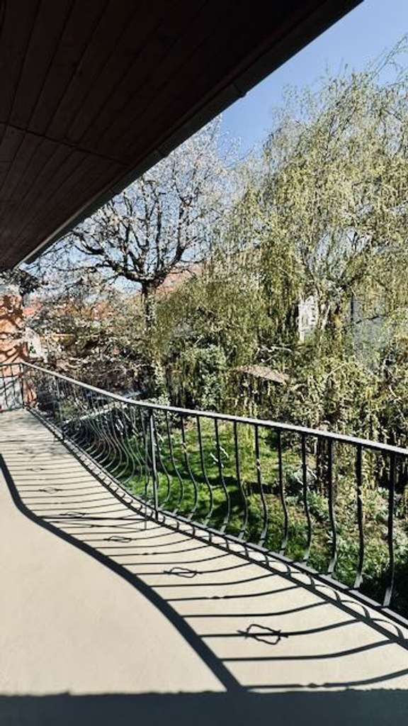 Immobilie in Puchheim - Ankommen & Wohlfühlen: Familienfreundliche Doppelhaushälfte mit viel Platz und Sonne - Bild 4