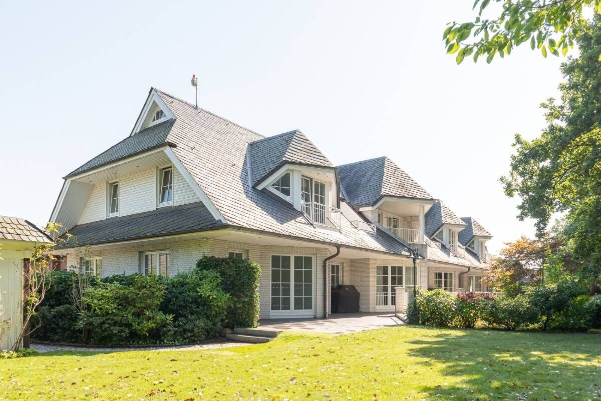 Immobilie in Ellerbek - Villa mit Einliegerwohnung in begehrter Lage von Ellerbek - Bild 0