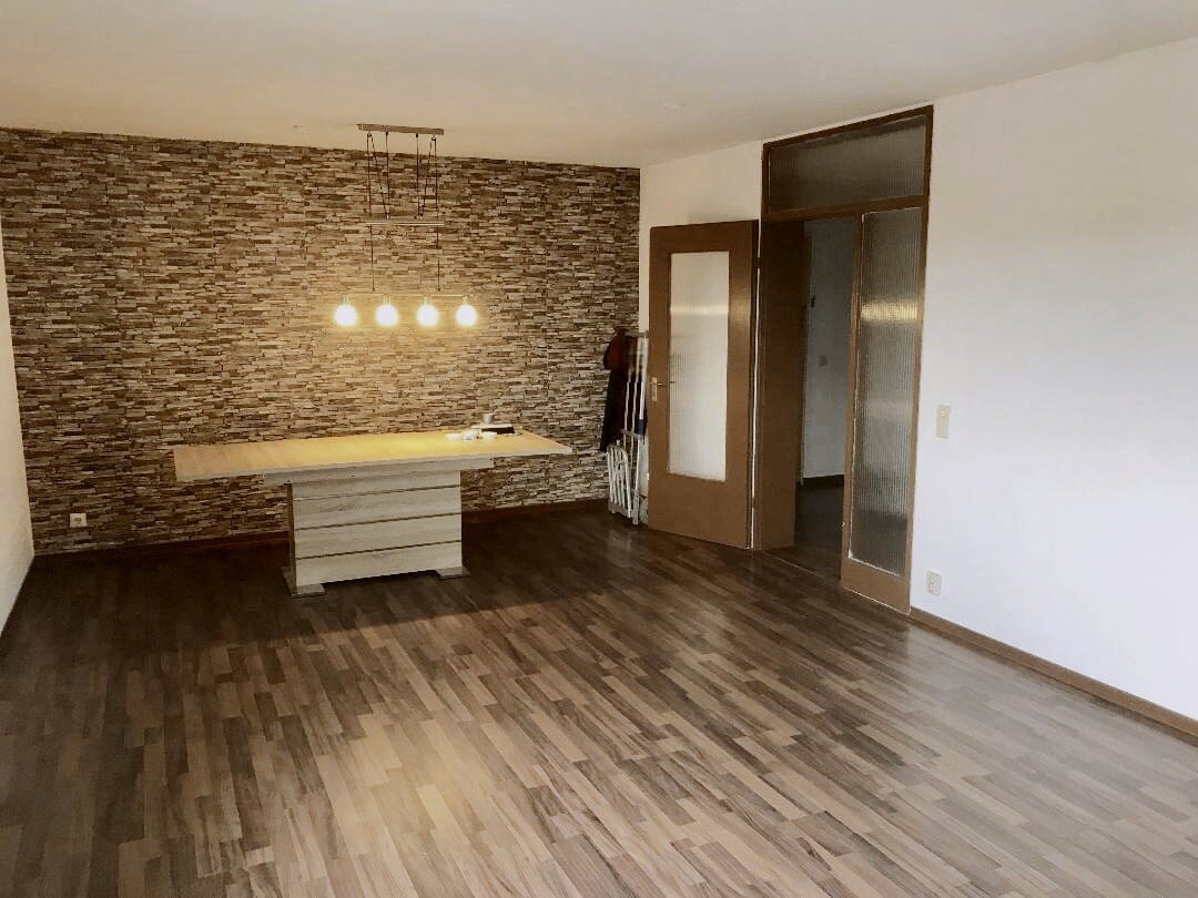 Immobilie in Weil im Schönbuch - 3-Zimmer-Wohnung in Weil im Schönbuch mit Fernsicht und Südbalkon, frei nach Vereinbarung - Bild 3