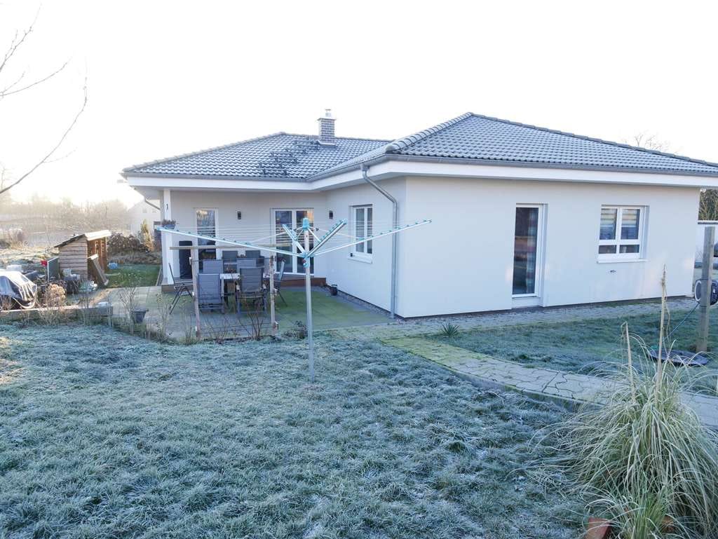 Immobilie in Groß Stieten - Alles auf einer Ebene - Bungalow mit durchdachtem Grundriss! - Bild 1