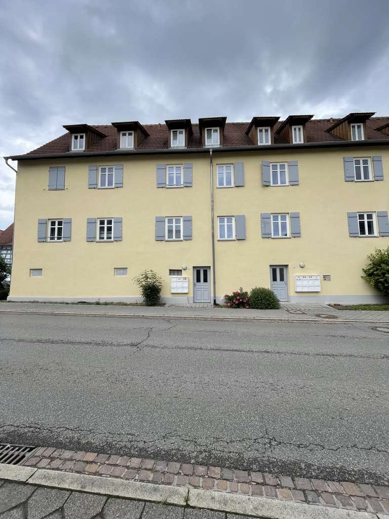 Immobilie in Steißlingen - Historischer Charme trifft Kapitalanlage – 3-Zimmer-Wohnung mit Balkon & Garage in Steißlingen - Bild 2