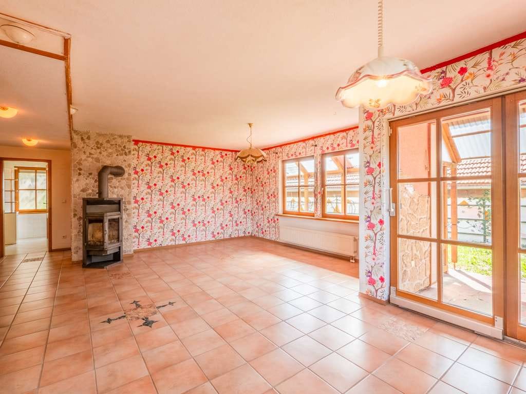 Immobilie in Weßling - FAMILIENHAUS MIT POTENZIAL IN WESSLING - Bild 2