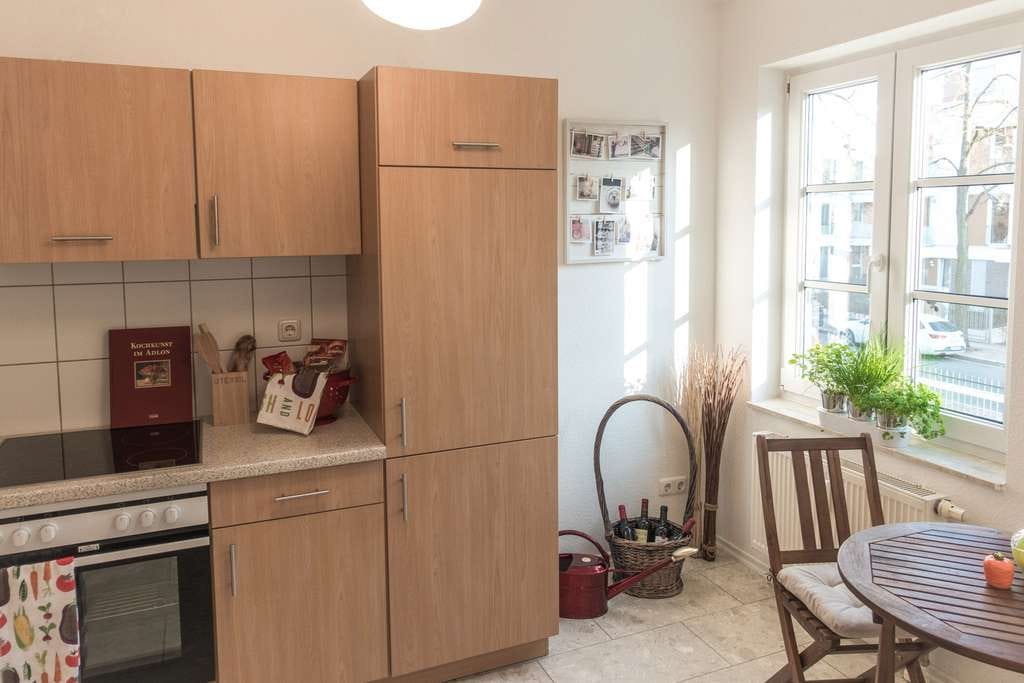 Immobilie in Potsdam - Singleapartment mit Südbalkon & Pkw-Stellplatz # Babelsberg-Süd - Bild 3