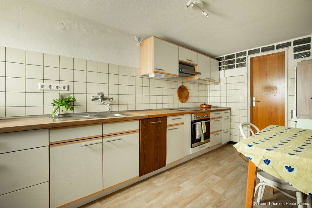 Immobilie in Titisee-Neustadt - Zentrale 3-Zimmer-Eigentumswohnung mit Terrasse in Titisee-Neustadt zu verkaufen - Bild 0