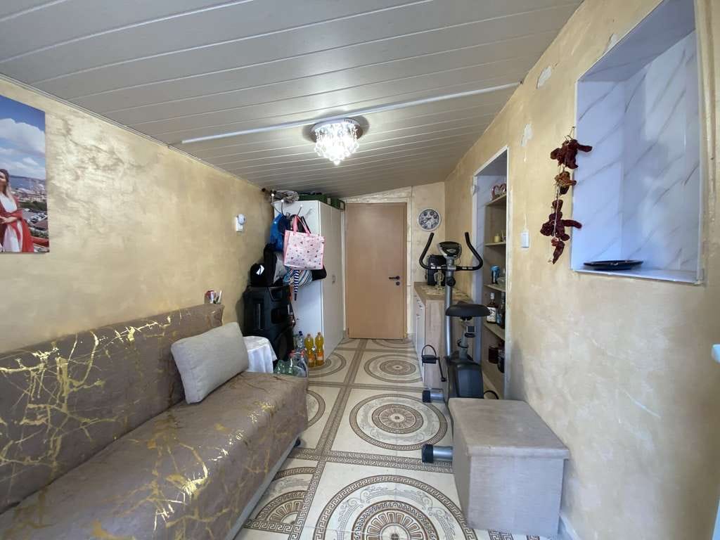 Immobilie in Andernach - Kleines, saniertes Häuschen im Herzen von Andernach  mit 2 Wohnetagen, Hof, Garage ohne Garten - Bild 4