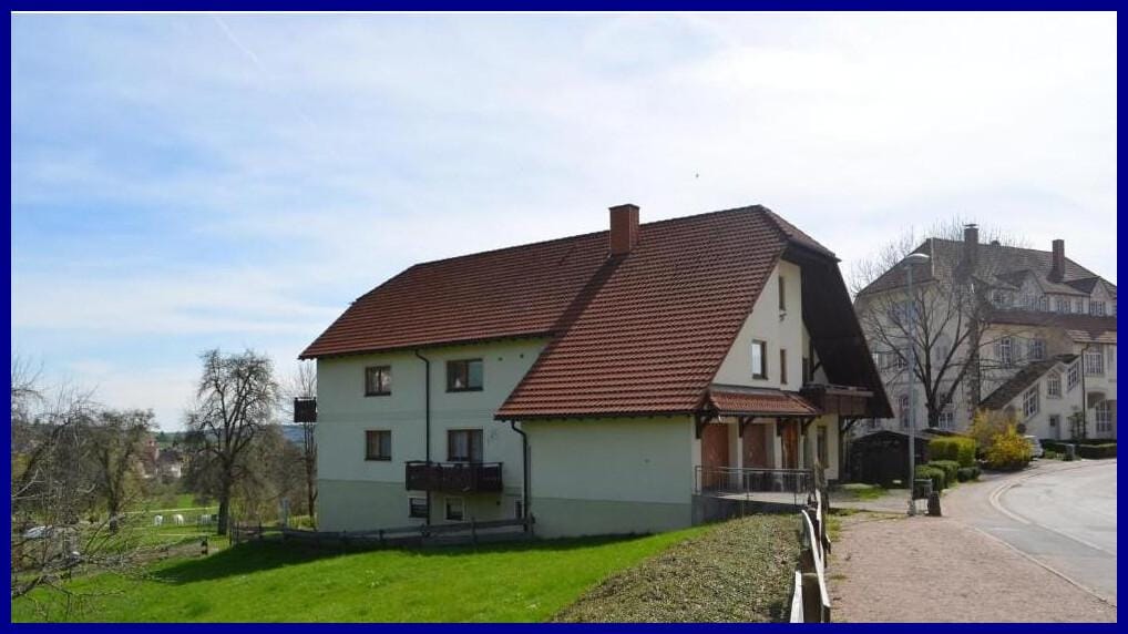 Immobilie in Bonndorf im Schwarzwald - Etagenwohnung in Bonndorf im Schwarzwald - Bild 2