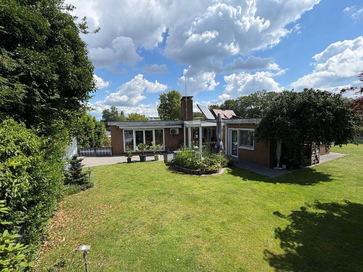 Immobilie in Lingen (Ems) - Großzügiger Winkelbungalow in Lingen-Darme - Bild 3
