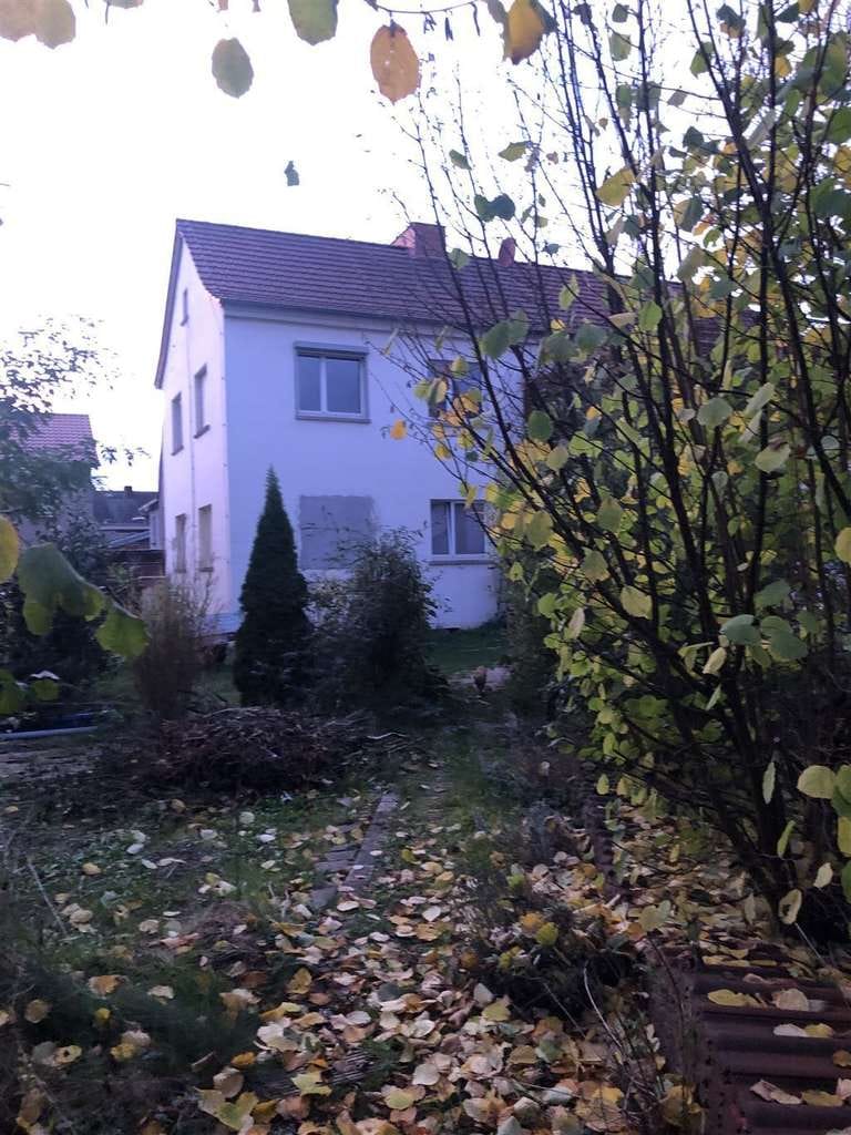 Immobilie in Südharz - Gut gelegenes 2-Familienhaus mit Gewerbeeinheit - Bild 1