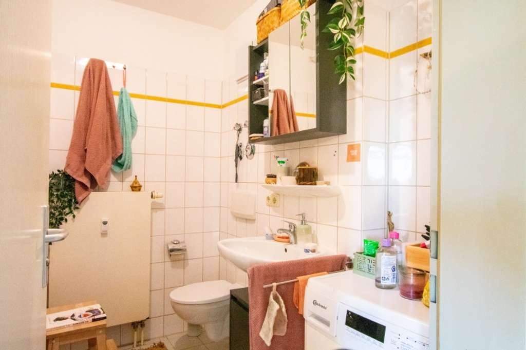 Immobilie in Rosenheim - Gefragtes Apartment- tolle Kapitalanlage in unmittelbarer Nähe Hochschule in Rosenheim - Bild 4