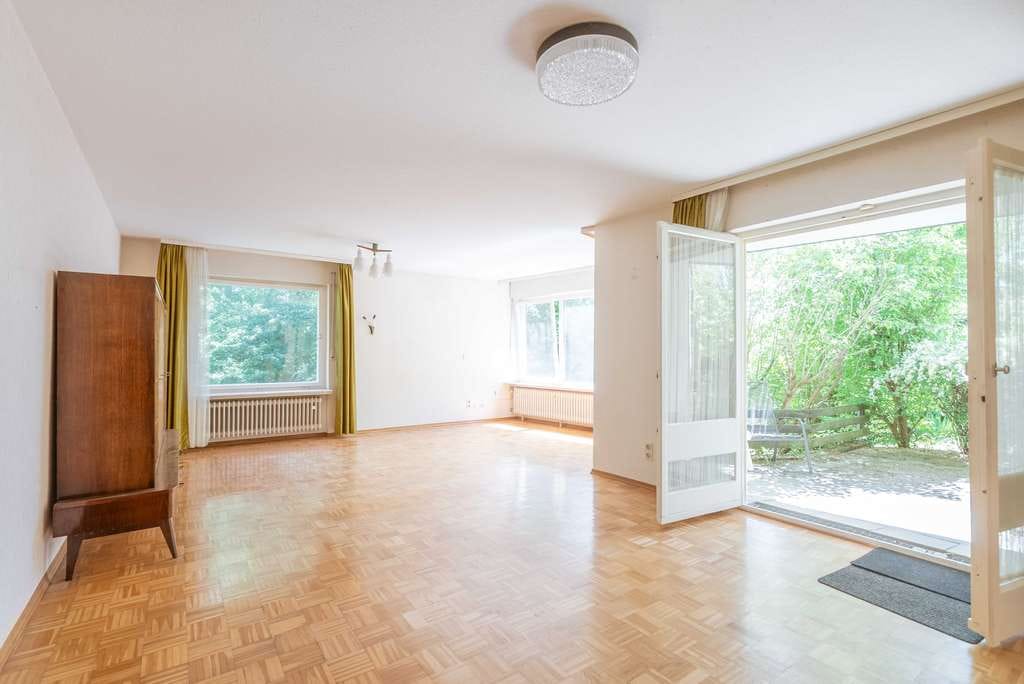 Immobilie in Heidenheim an der Brenz - Großzügiges Einfamilienhaus mit riesigem Grundstück auf dem Mittelrain in ruhiger Lage - Bild 4