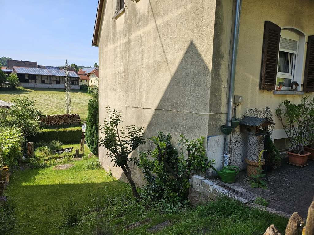 Immobilie in Mittelbrunn - Zwei Doppelhaushälften mit großem Gartengrundstück - Bild 3