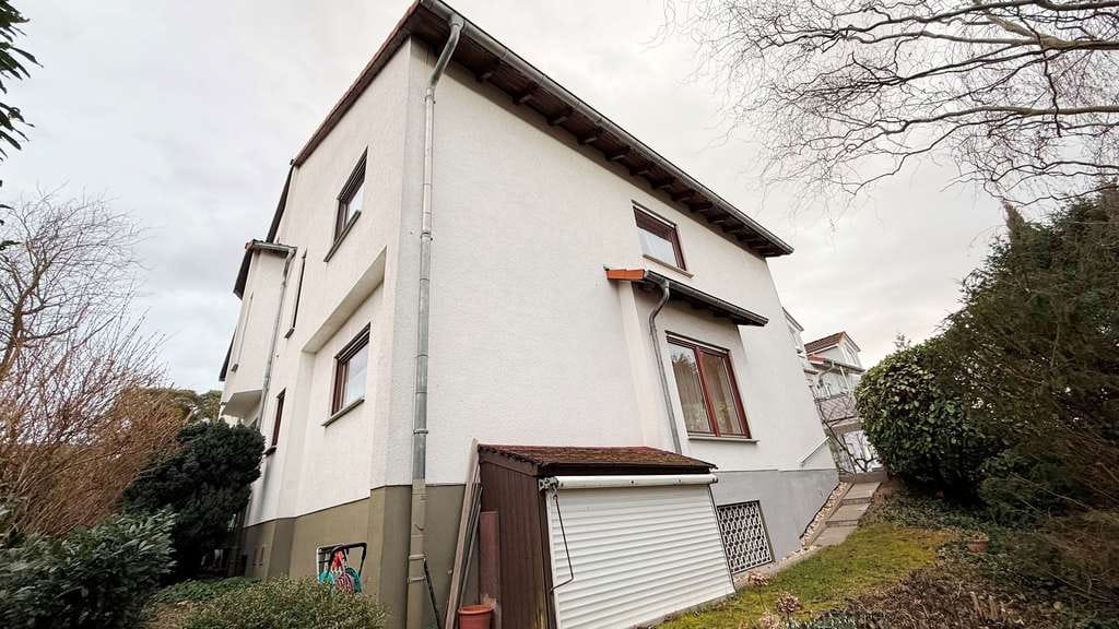 Immobilie in Bickenbach - GEPFLEGTE WOHNUNG GEBAUT WIE EINE DOPPELHAUSHÄLFTE MIT GARTEN IN GESUCHTER LAGE ### - Bild 2
