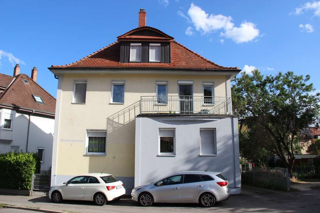 Immobilie in Villingen-Schwenningen - 2 Zimmer Dachgeschosswohnung - Bild 0