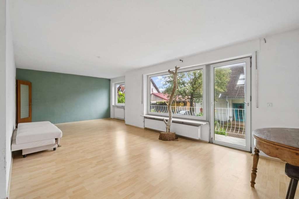 Immobilie in Dalheim - Mehrfamilienhaus in guter Ortslage von Dahlheim zu verkaufen - Bild 3