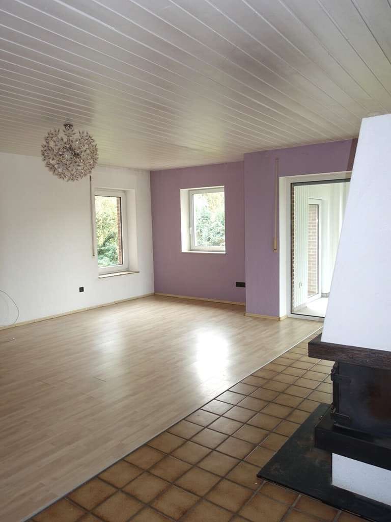 Immobilie in Edemissen - Wohnen, Arbeiten, Rendite - 3-Familienhaus mit Büro am Ortsrand Edemissen/Voigtholz-Ahlemissen - Bild 3