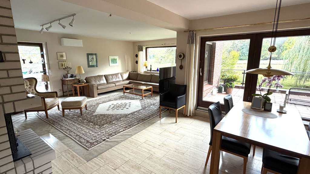 Immobilie in Seelze - Zuhause am Wiesenrand mit Einliegerwohnung  - Bild 2