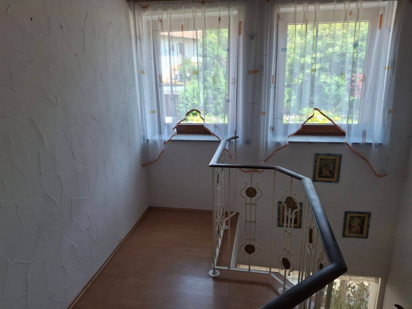 Immobilie in Brigachtal - Herrliche 3-Zimmer Dachgeschoss Wohnung mit Garage - Bild 4