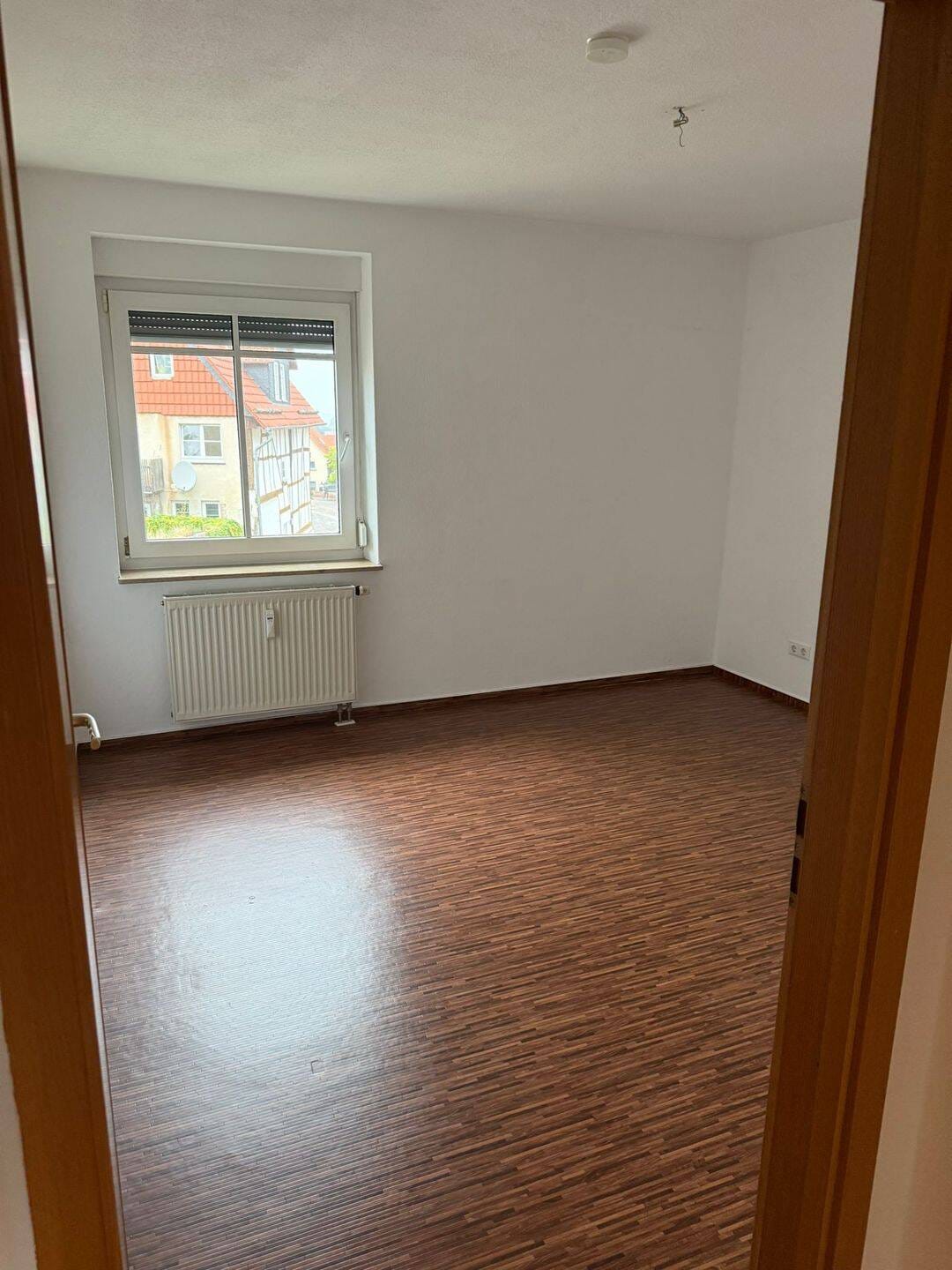 Immobilie in Wolfhagen - Zentral wohnen in Wolfhagen: Helle 3-Zimmer-Wohnung in der Kurfürstenstraße – ideal für Paare, kleine Familien oder Kapitalanleger! - Bild 3