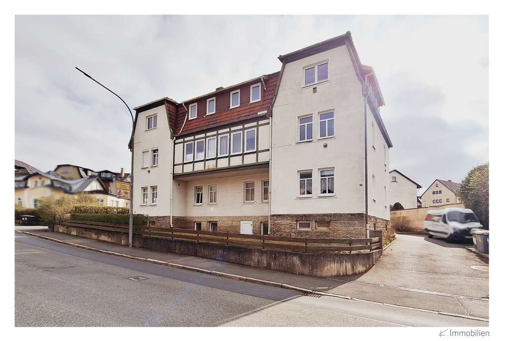 Immobilie in Rödental - 2,5 Zimmer mit geräumiger Küche und hellem, großem Tageslichtbad mit Dusche und Badewanne - Bild 3