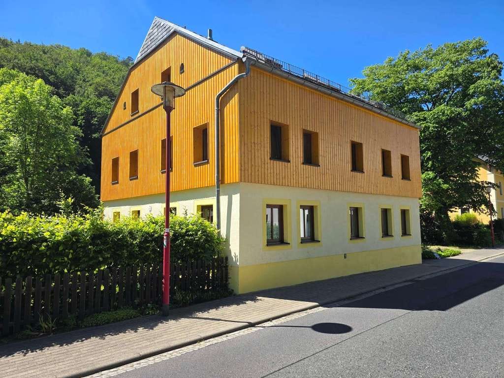 Immobilie in Tharandt - Solide Investition, langfristige zufriedene Mieter, beliebt, weil kurzer Weg zur Außenstelle der TU! - Bild 2