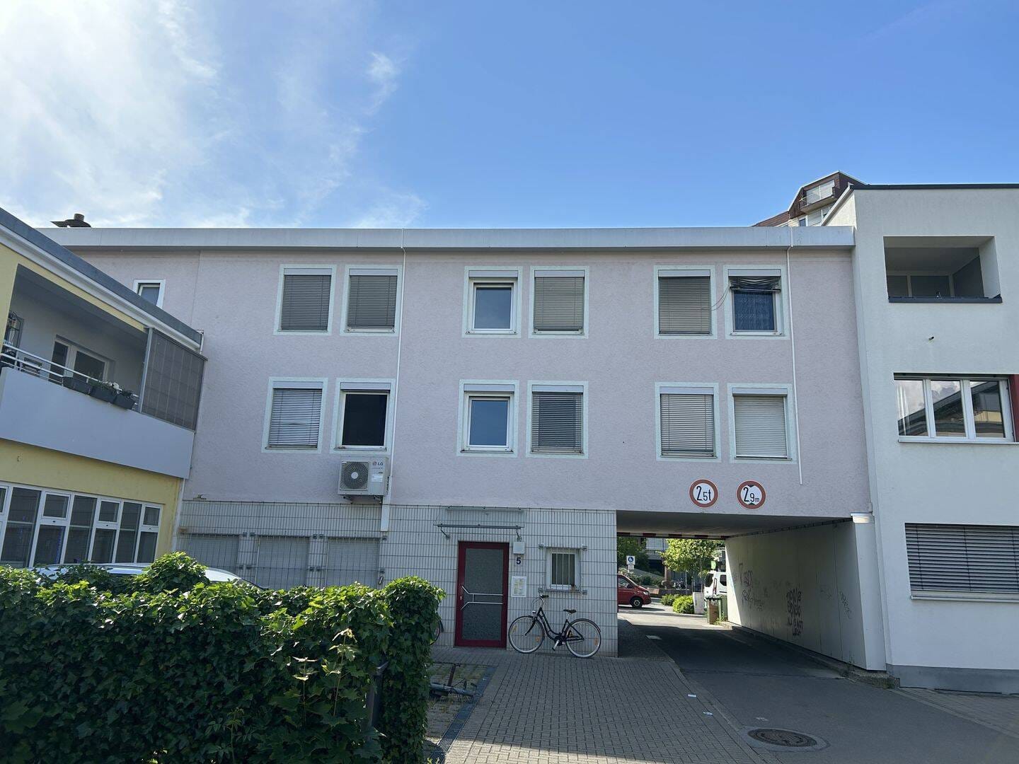 Immobilie in Freiburg im Breisgau - Immobilienpaket  - Bild 1