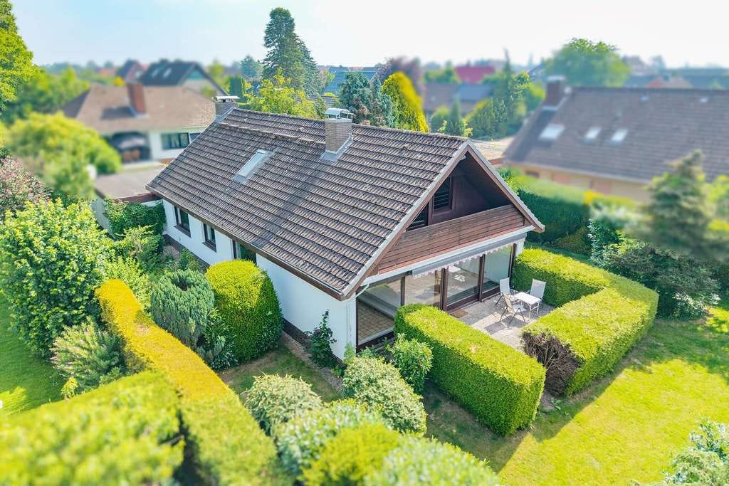 Immobilie in Jork - Raum. Ruhe. Potenzial. - Bild 1