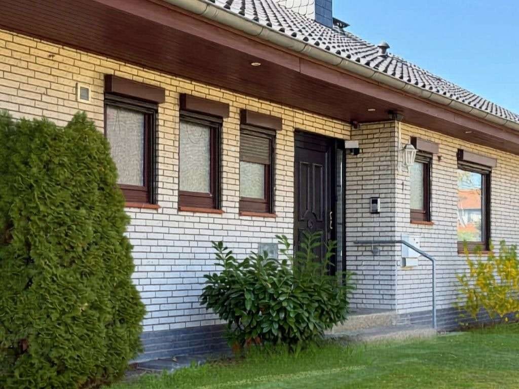 Immobilie in Ebstorf - Einfamilienhaus mit Doppelgarage - Bild 3