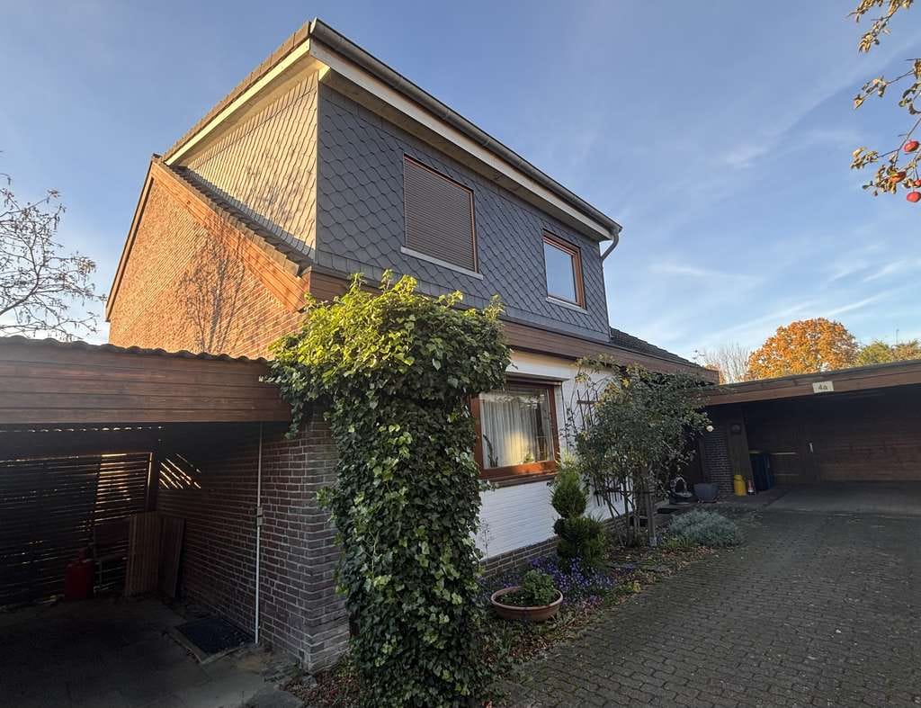 Immobilie in Reinbek - Großzügiges Einfamilienhaus - viel Platz zum Wohnen und Leben - Bild 0