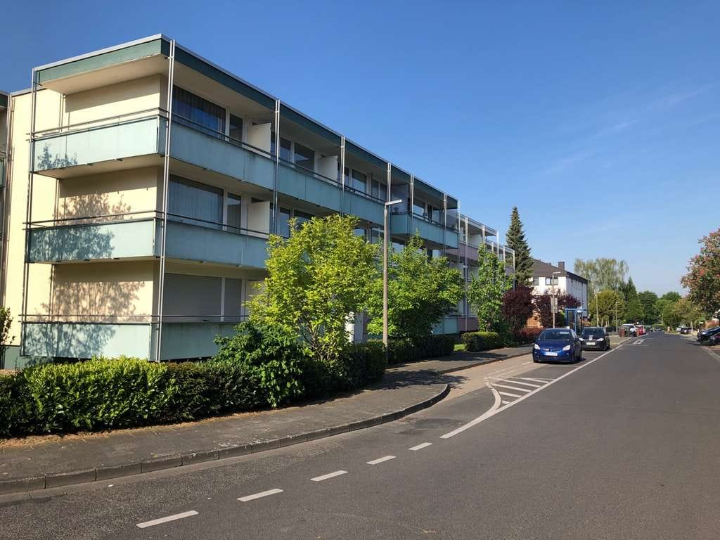 Immobilie in Sankt Augustin - SANKT AUGUSTIN-NIEDERBERG in Top-Lage, 1 Zi. Appt. ca. 27 m² Wfl., Balkon und Tiefgaragenstellplatz - Bild 2