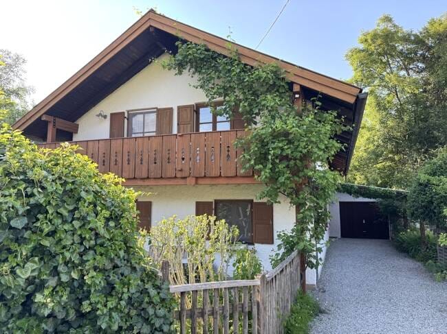 Immobilie in Ohlstadt - Ohlstadt : charmante Gartenwohnung in  gepflegtem Zweifamilienhaus - Bild 0