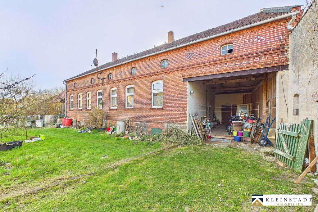 Immobilie in Pirow - Großzügiger Vierseitenhof mit Reithalle, Stallungen und Photovoltaik in Reetz - Bild 3