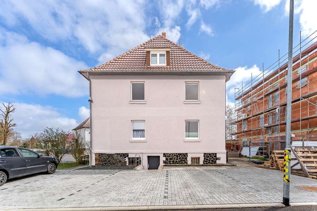 Immobilie in Fritzlar - Helle 3-Zimmer-Wohnung mit Balkon in Fritzlar zum Kauf - Bild 2